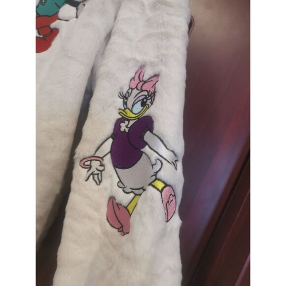 Disney Jacket Women Large Mickey Mouse Minnie Daisy Donald Faux Fur Zip Core New - Picture 3 of 9